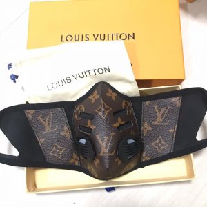 Luxurious LV Face Mask- BLACK & GREY CROSS HATCH CLASSIC - Mikaaa sunlight